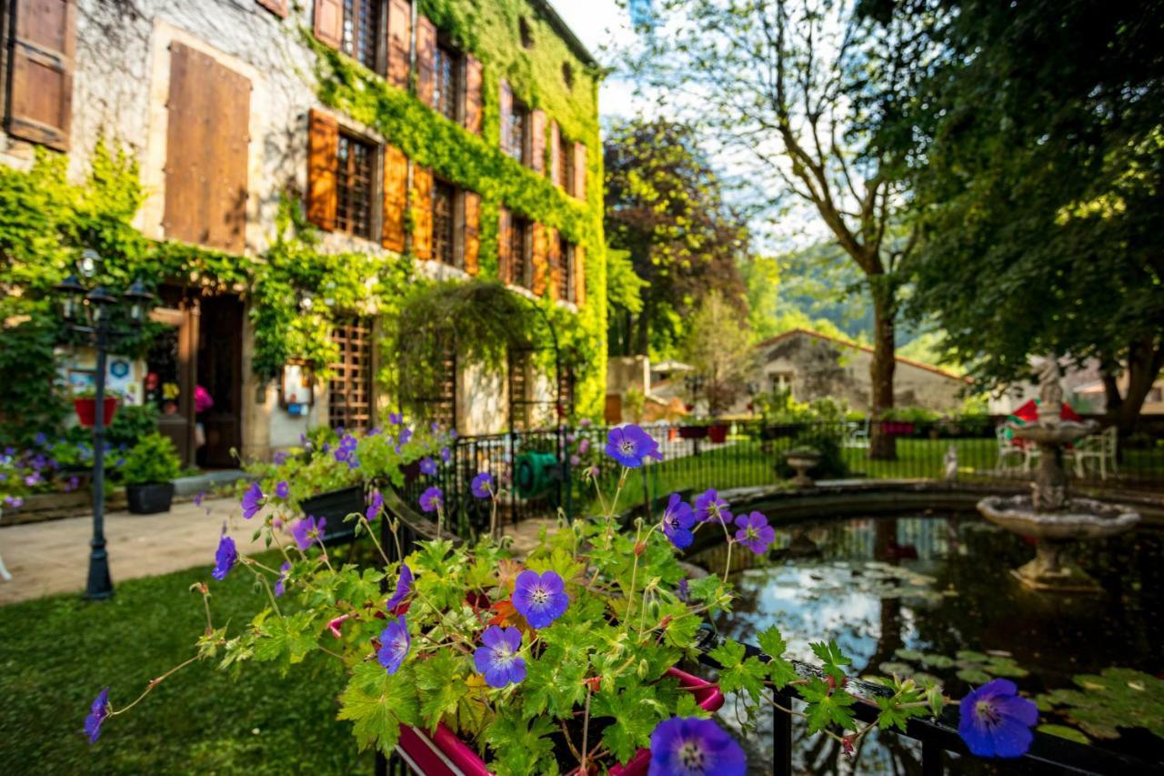 Logis Hostellerie Du Grand Duc Hotel Restaurant Gincla Exterior foto